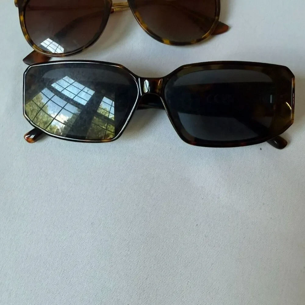 4 Pack of Trendy Sunglasses